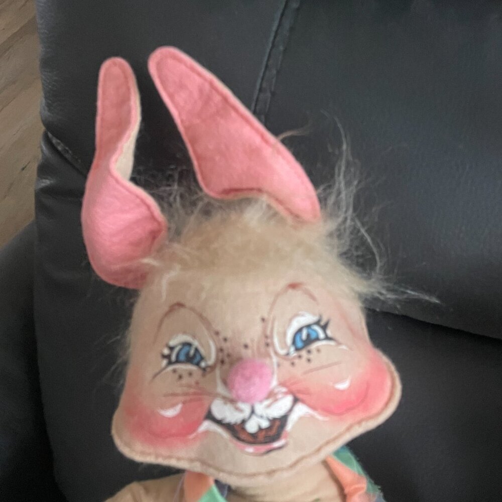 Annalee 2 Vintage 1970's Plush Bunny Boy & Girl Set Easter 20" & 23" Adorable - Picture 4 of 10